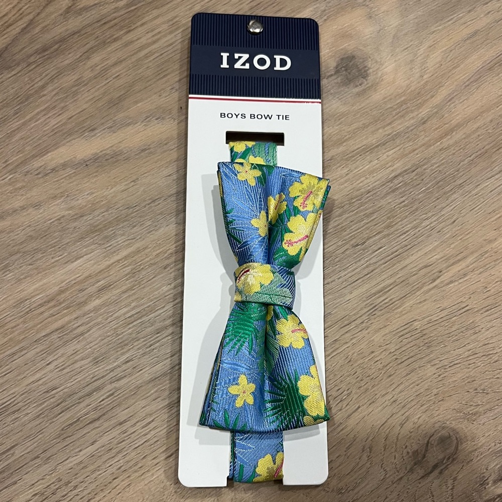 Izod Kids Tropical Bow Tie